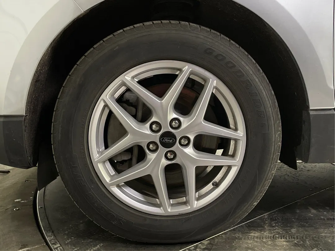 2023 Ford Edge — photo 5
