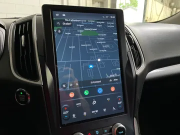 2023 Ford Edge - image 21
