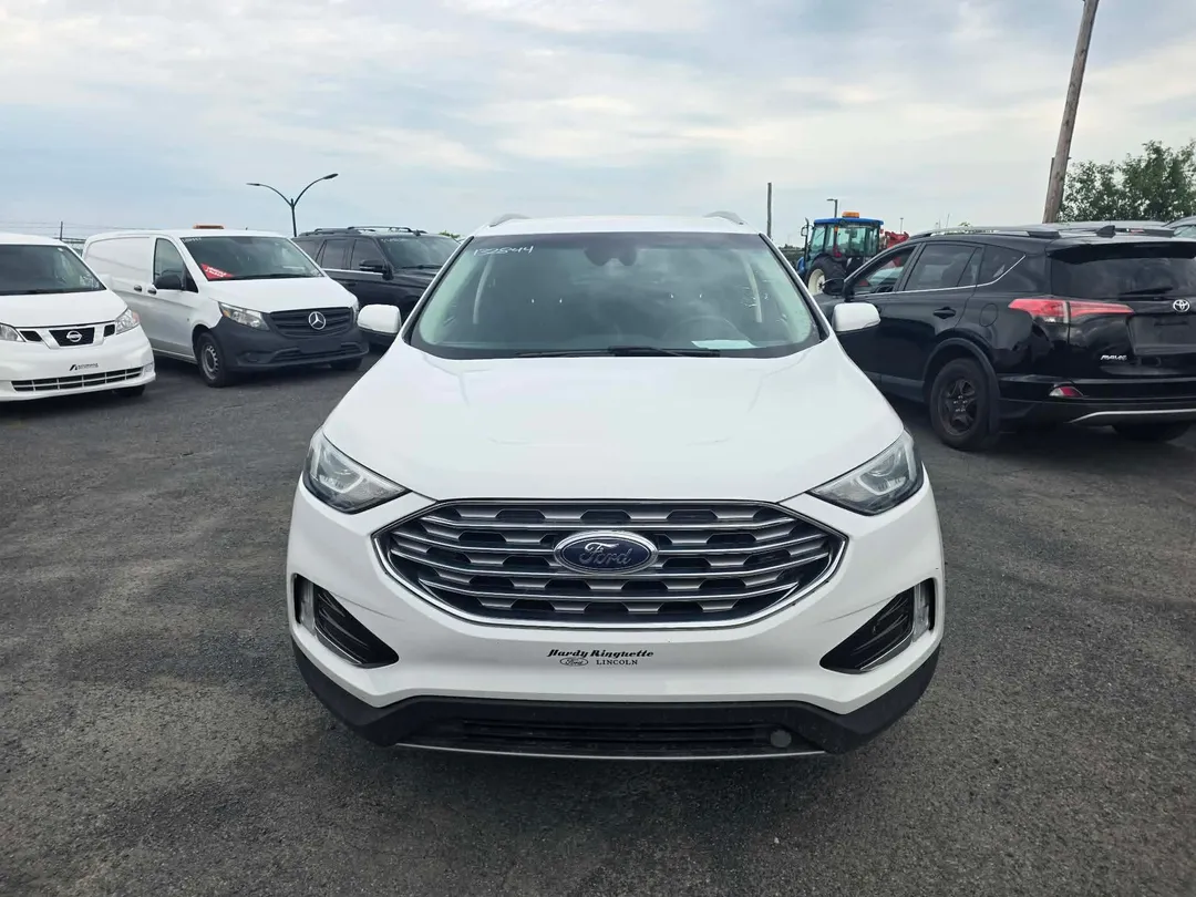 2020 Ford Edge — photo 2