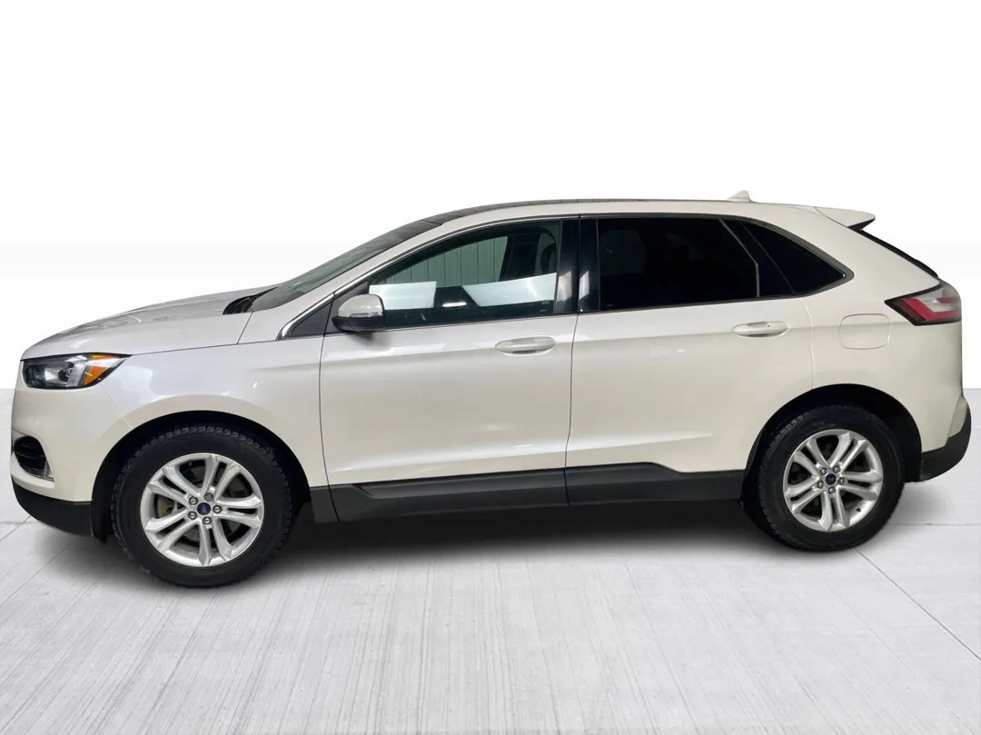 2019 Ford Edge — photo 4