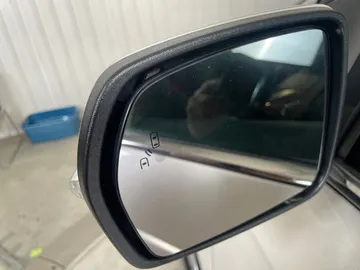 2019 Ford Edge - image 20