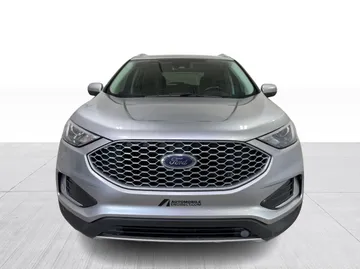 2023 Ford Edge - image 8