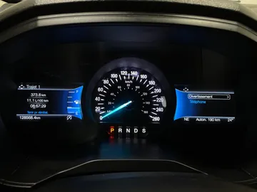 2023 Ford Edge - image 16