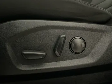 2024 Ford Edge - image 17