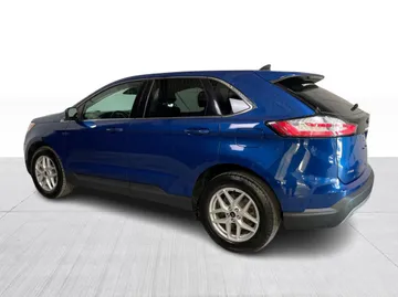 2024 Ford Edge - image 6