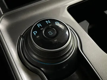 2024 Ford Edge - image 29