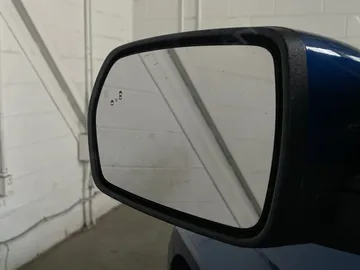 2024 Ford Edge - image 18