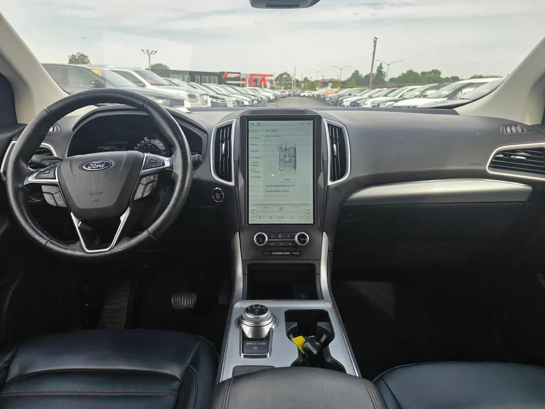 2022 Ford Edge — photo 8