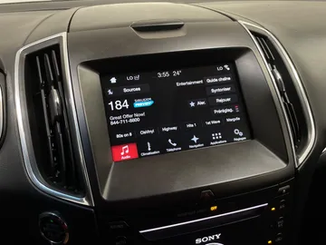 2018 Ford Edge - image 29