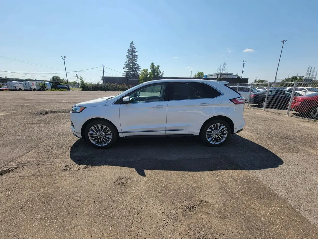 2022 Ford Edge — photo 5