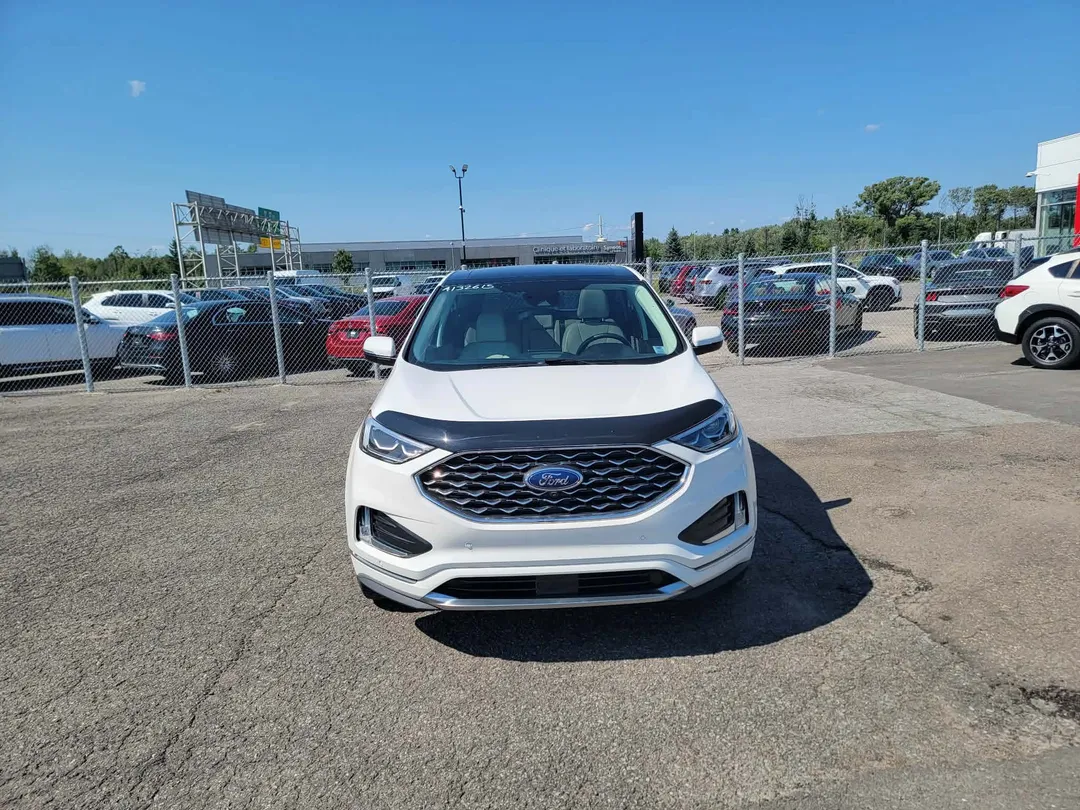 2022 Ford Edge — photo 2