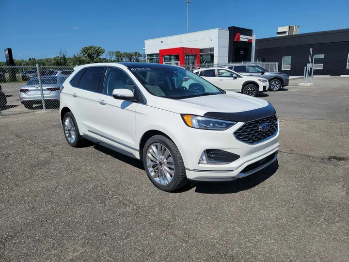 2022 Ford Edge