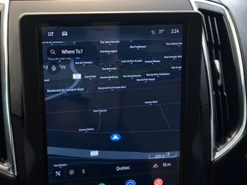 2023 Ford Edge - image 24