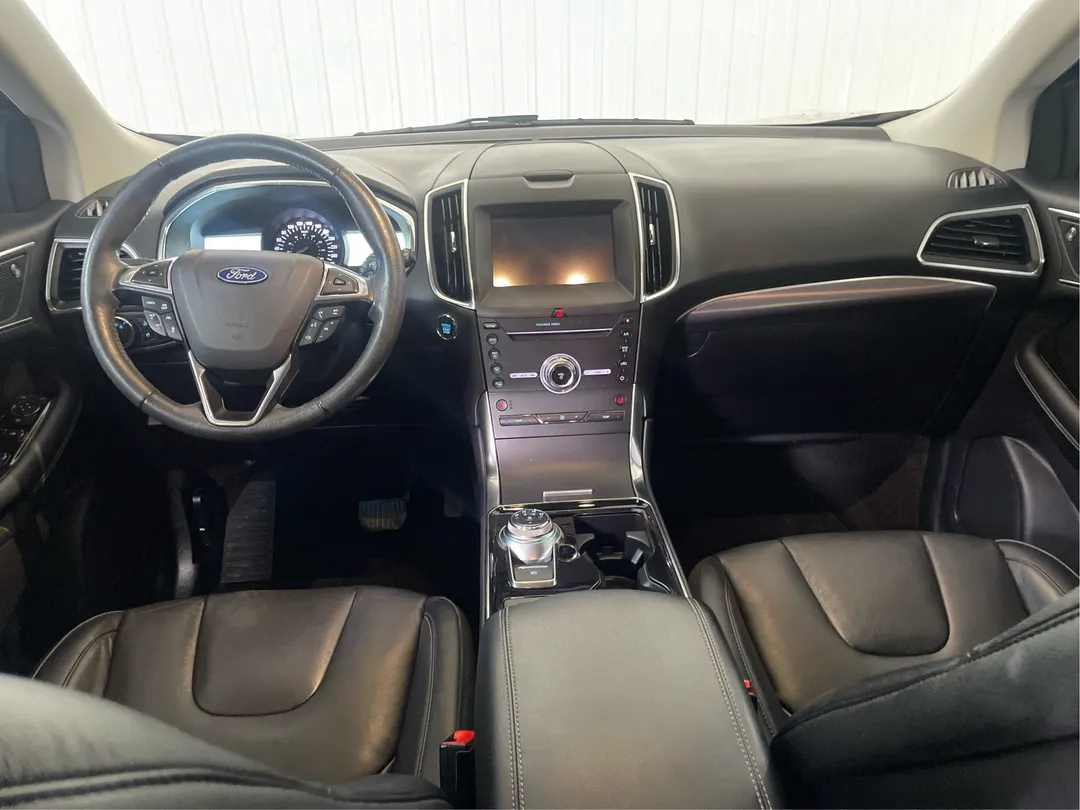 2019 Ford Edge — photo 4