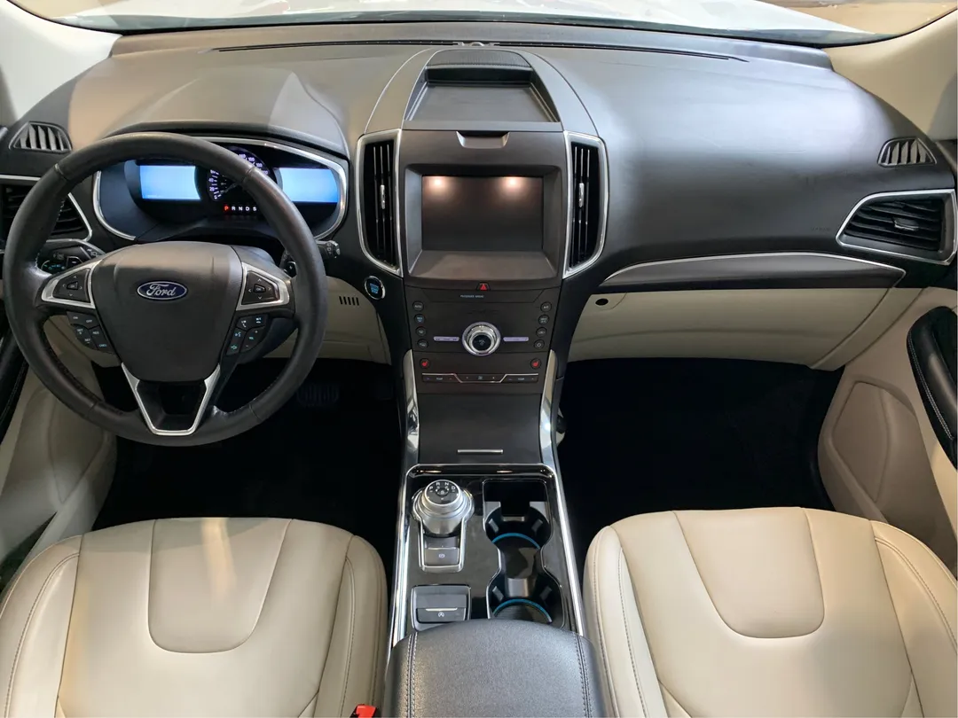 2020 Ford Edge Titanium, photo 5