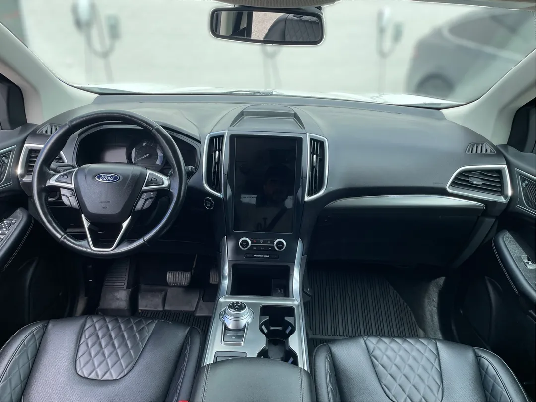2023 Ford Edge — photo 4