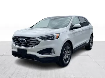 2023 Ford Edge - image 10
