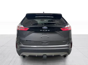2021 Ford Edge - image 13