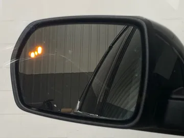 2021 Ford Edge - image 23