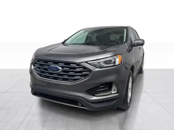 2021 Ford Edge - image 10