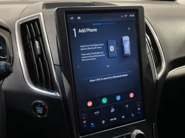2022 Ford Edge - image 27