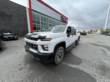 2023 Chevrolet Silverado 2500HD - image 3