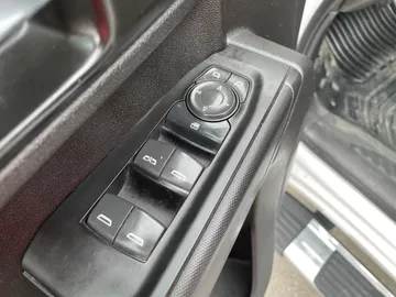 2022 Chevrolet Silverado 3500HD - image 20
