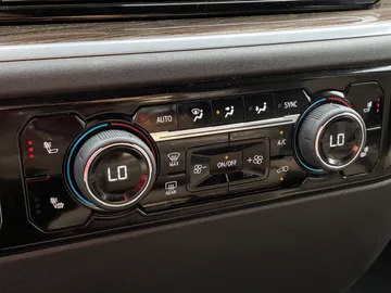 2022 Chevrolet Silverado 1500 - image 22