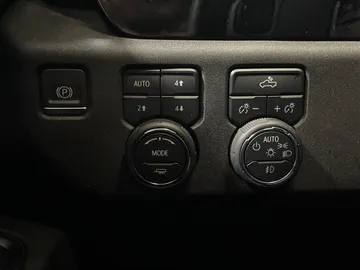2024 Chevrolet Silverado 1500 - image 18