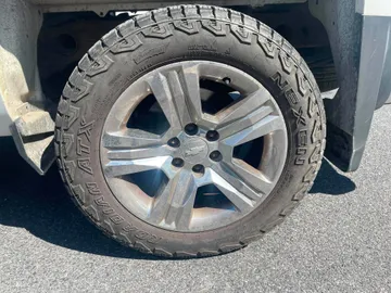 2019 Chevrolet Silverado 1500 LD - image 7