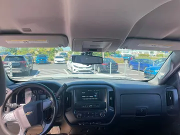 2019 Chevrolet Silverado 1500 LD - image 9