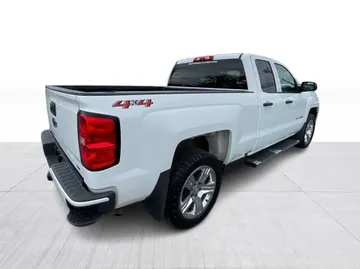 2019 Chevrolet Silverado 1500 LD - image 13
