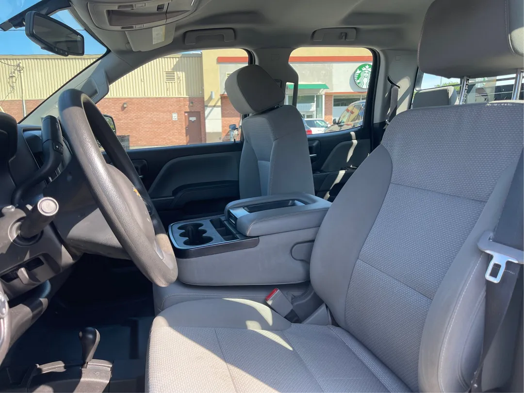 2019 Chevrolet Silverado 1500 LD — photo 3