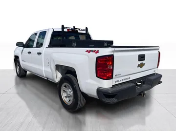 2019 Chevrolet Silverado 1500 LD - image 10