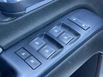 2019 Chevrolet Silverado 1500 LD - image 18
