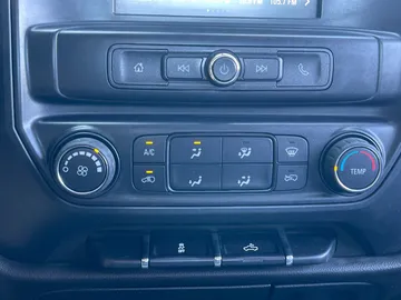 2019 Chevrolet Silverado 1500 LD - image 21