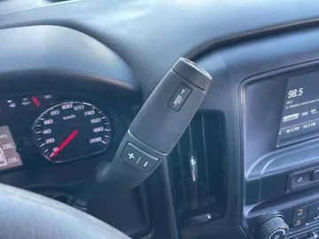 2019 Chevrolet Silverado 1500 LD - image 23