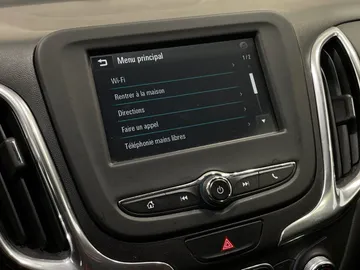 2018 Chevrolet Equinox - image 30