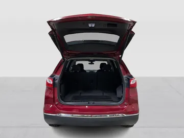 2018 Chevrolet Equinox - image 13