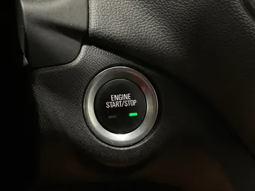 2018 Chevrolet Equinox - image 22