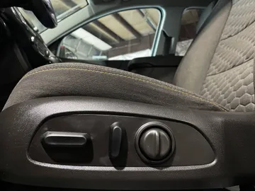 2018 Chevrolet Equinox - image 26