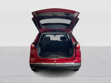 2018 Chevrolet Equinox - image 14