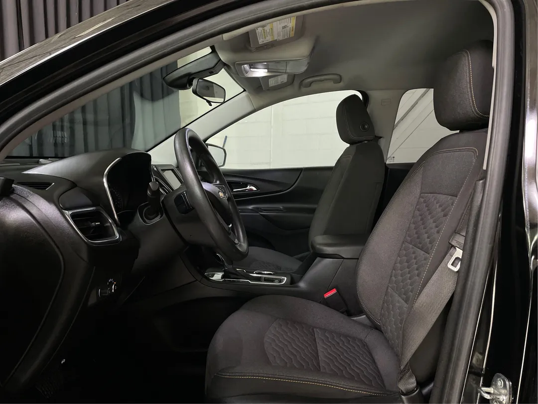 2020 Chevrolet Equinox — photo 3