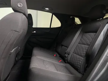 2019 Chevrolet Equinox - image 15