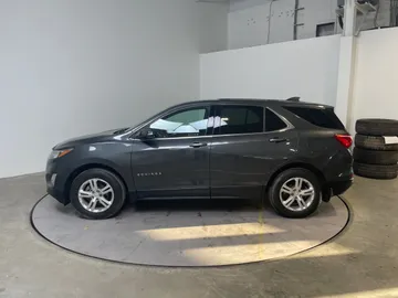 2019 Chevrolet Equinox - image 10