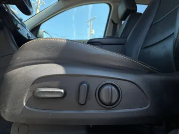 2018 Chevrolet Equinox - image 27