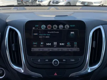 2018 Chevrolet Equinox - image 30