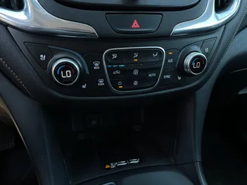 2018 Chevrolet Equinox - image 24