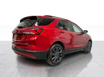 2022 Chevrolet Equinox - image 14