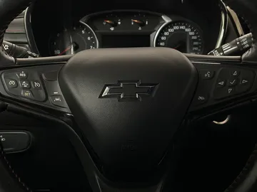 2022 Chevrolet Equinox - image 17